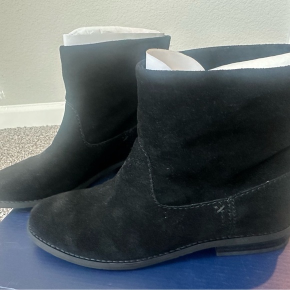 Splendid Lewis booties in black, size 8, Brand new with box - Picture 4 of 9